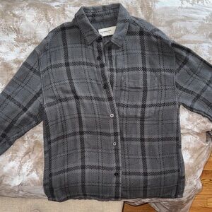Abercrombie & Fitch Flannel Button Up Long Sleeve